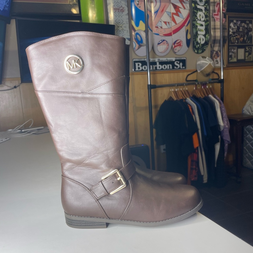 Women’s Michael Kors, Joslyn Brown, leather size 5 zip up boots high ankle